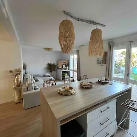 Ivissa Cosy Calme Y Confortable *