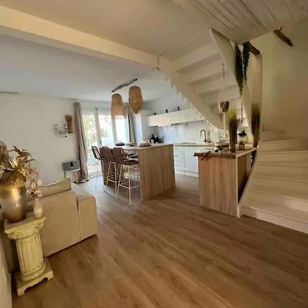 Ivissa Cosy Calme Y Confortable 卡内