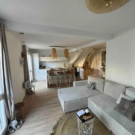 别墅 Ivissa Cosy Calme Y Confortable
